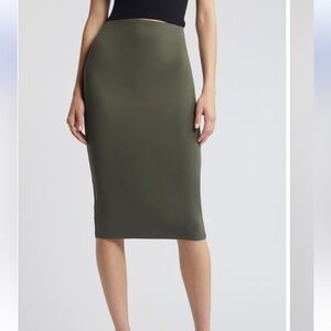 Open Edit -  Women's Smooth Midi Pencil Skirt - Soft pull on style.